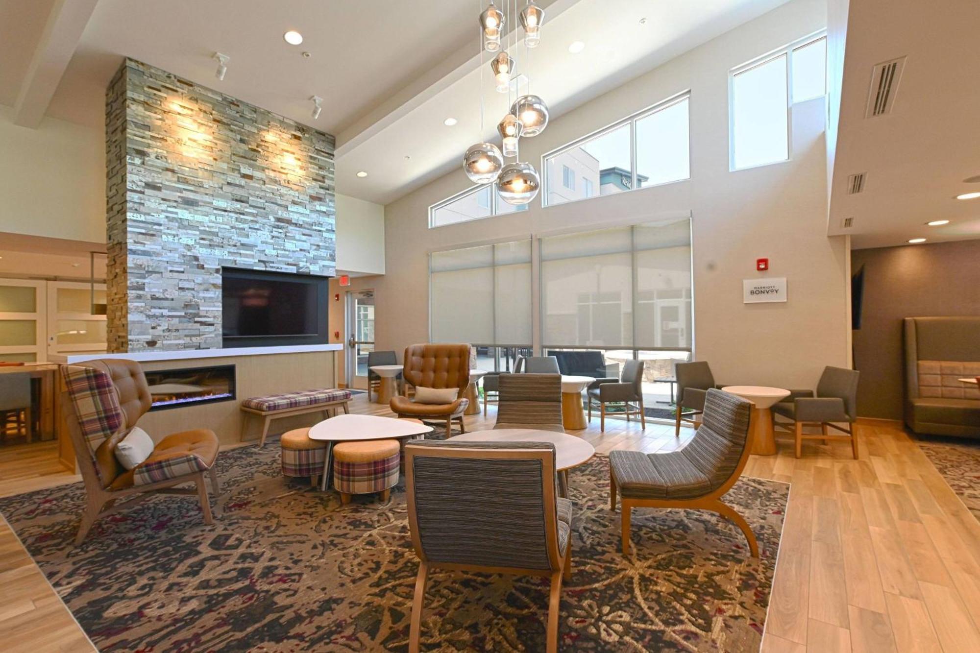 Residence Inn Richmond Мидлотиан Экстерьер фото